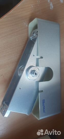 Доводчик дверной