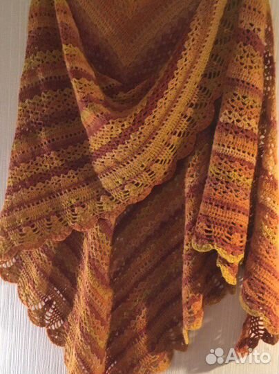 Шаль ручной работы
