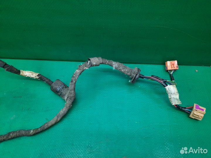 Проводка подкапотная Volkswagen Golf 4 купе AXP