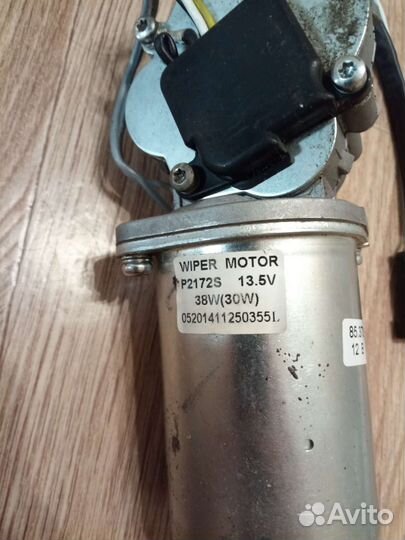 Моторчик стеклоочистителя переднего Лада Гранта