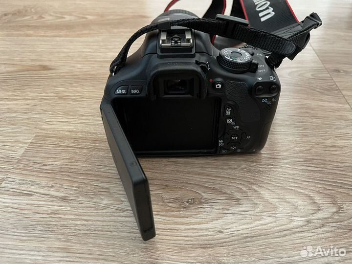 Зеркальный фотоаппарат Canon 600 d