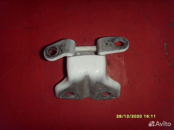 Петля двери задней 6382021001 Actyon Sport 2 (QJ)