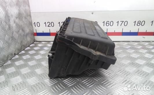 Корпус воздушного фильтра volkswagen golf 6 (SEA32