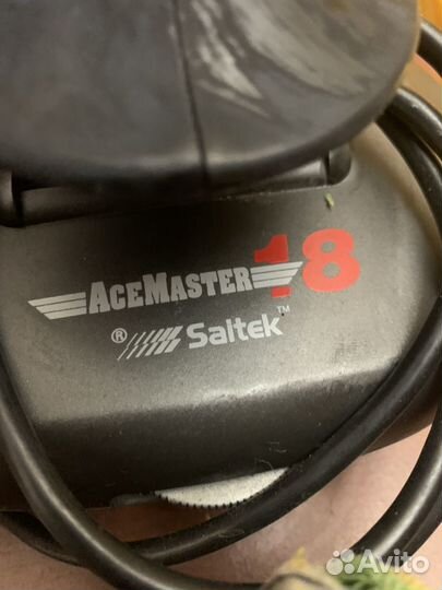 Джойстик Saitek