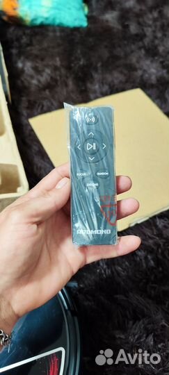 Робот пылесос redmond rv r560