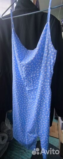 Платье на бретелях shein