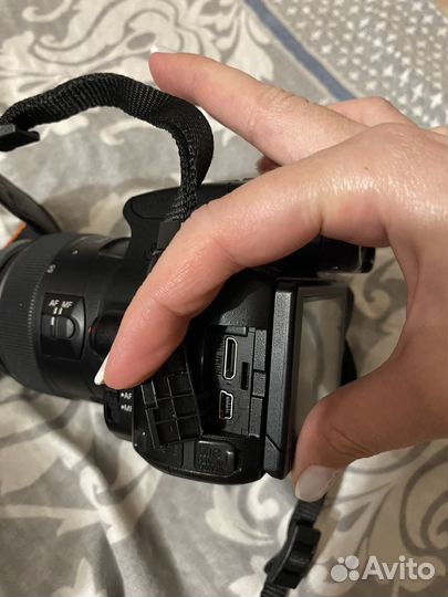 Фотоаппарат зеркальныйSony SLT-A37