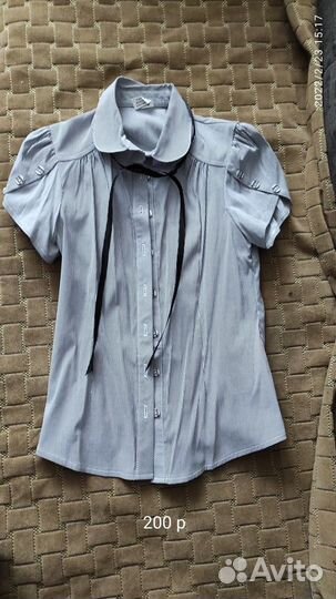 Продаю Блузки школьные для девочек 146см