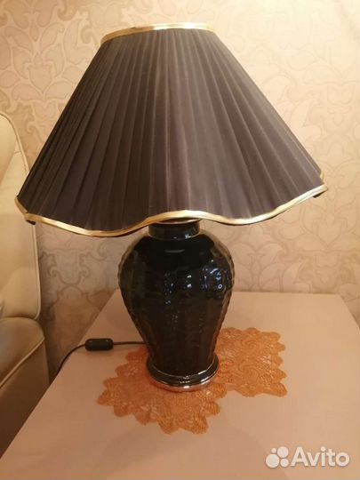 Лампа настольная