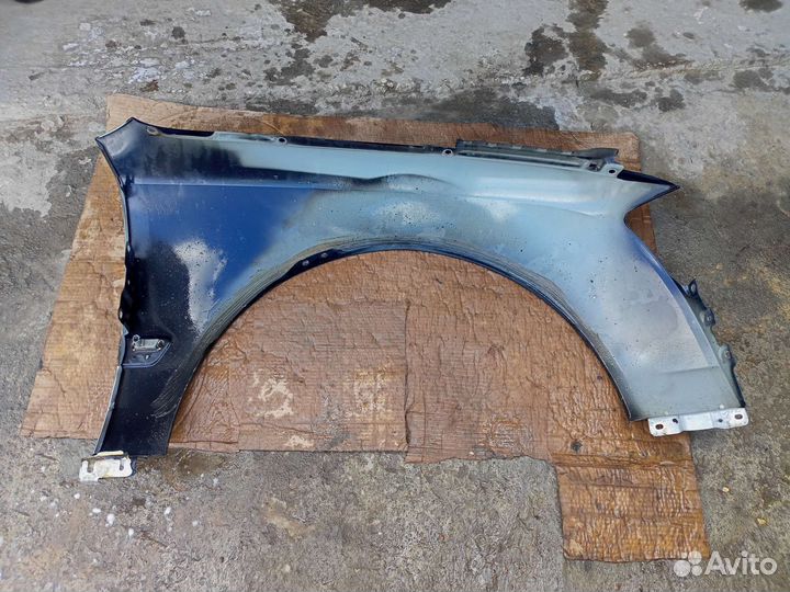 Крыло Ауди А8 Д3 переднее левое