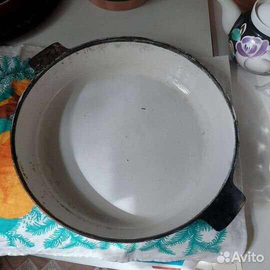 Чугунная сковорода