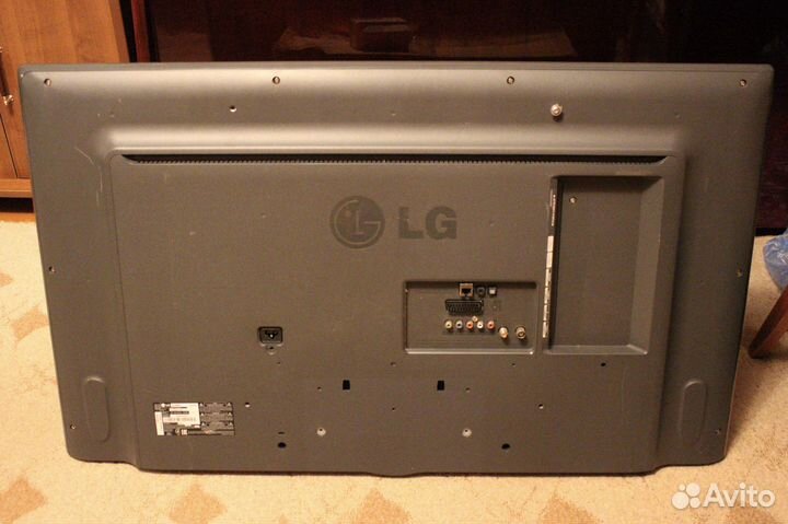 Телевизор LG 42 и dexp 32