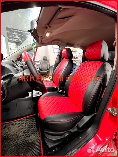 Чехлы Ford Fiesta 5 из экокожи чёрно-красные Ромб