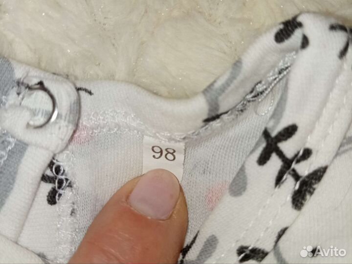 Продам детские вещи