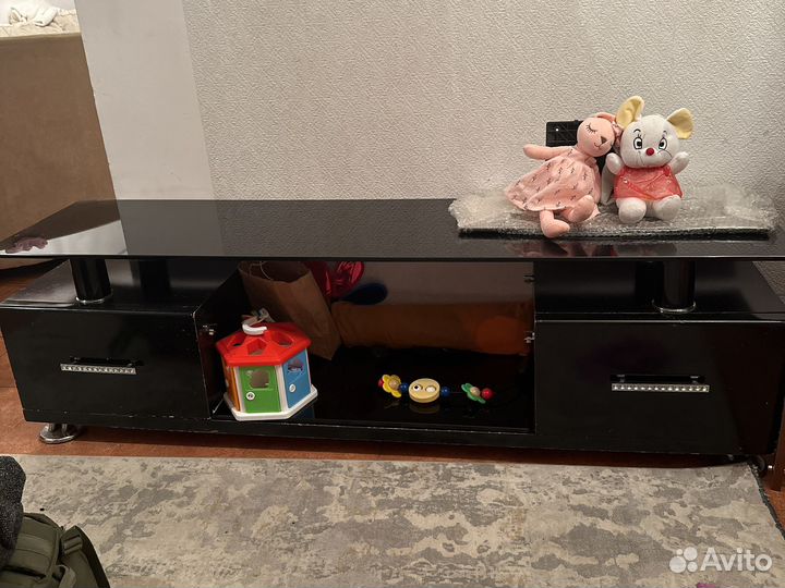 Тумба под телевизор