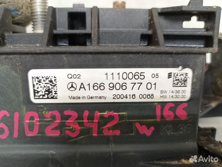 Стабилизатор напряжения