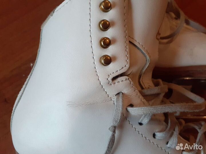 Фигурные коньки jackson elle
