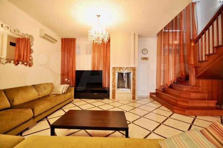 Дом 150 м² на участке 2 сот.