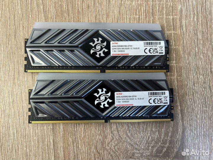 Adata XPG spectrix D41 RGB DDR4 2x8Gb 3200 мгц