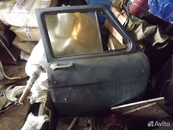 Продаю 4 двери от старой 