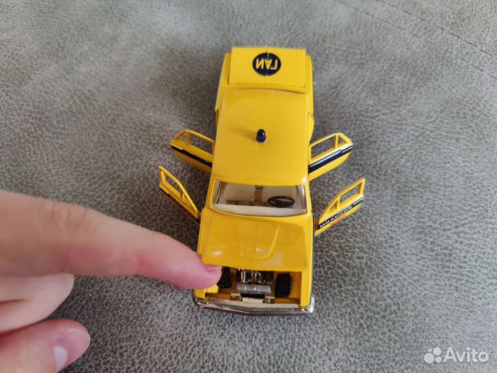 Газ-24 1:43 номер А26 СССР