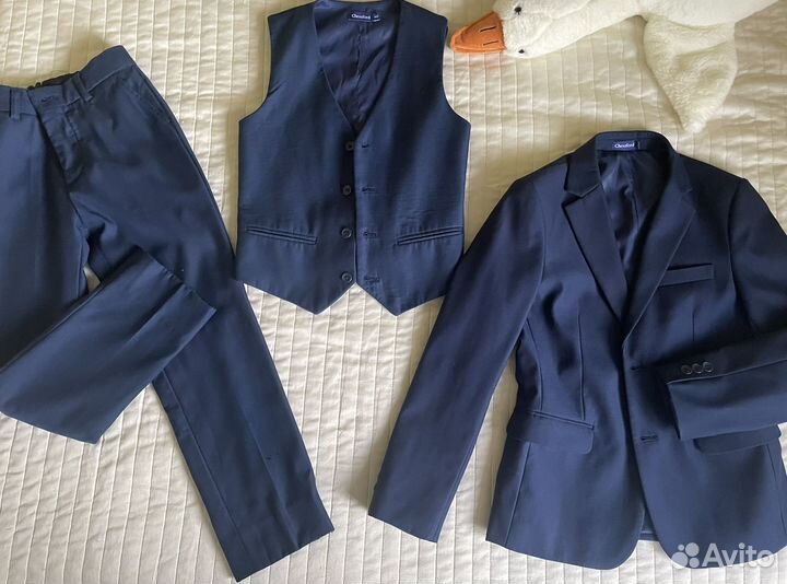 Школьный костюм 140-146