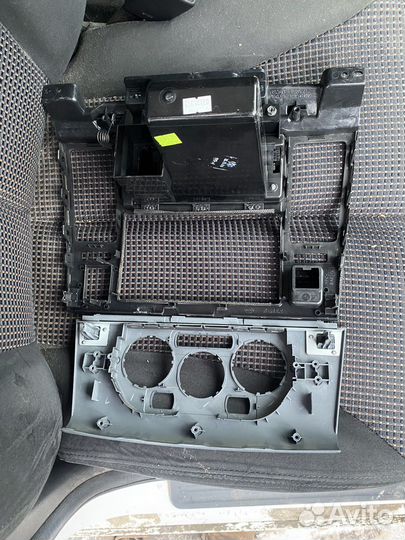 Штатная магнитола nissan tiida в сборе