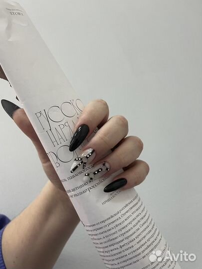 Маникюр,педикюр