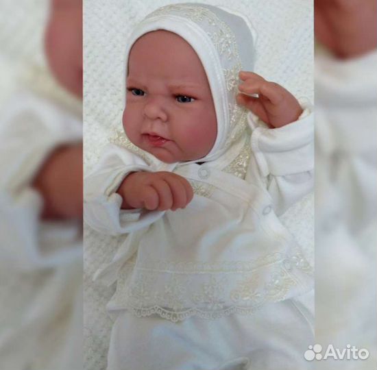 Комбинезон на выписку +пинетки вязаные