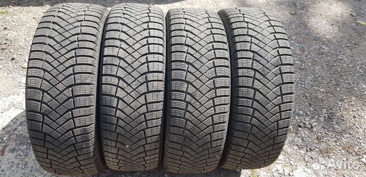 Pirelli Ice Zero FR 225/60 R18