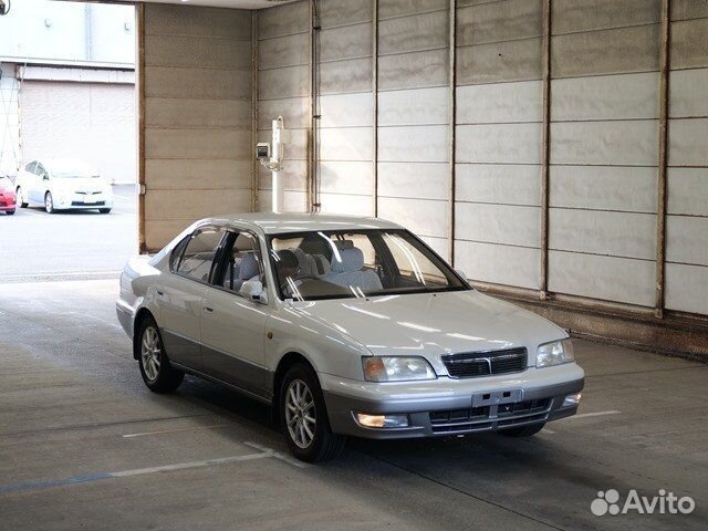 Петли капота Toyota Camry SV40 цвет 22Y