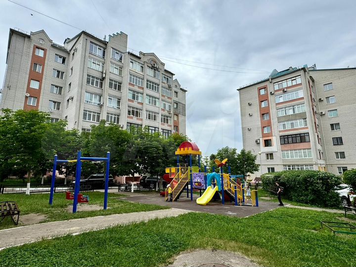 4-к. квартира, 158 м², 6/8 эт.