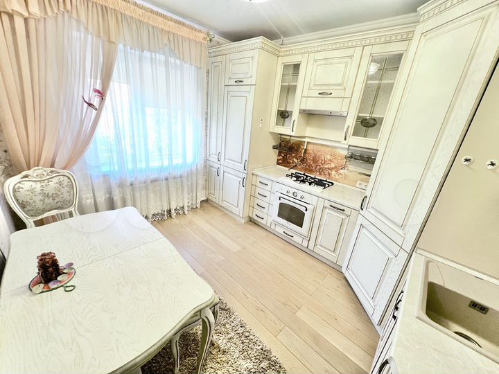 2-к. квартира, 60 м², 2/2 эт.
