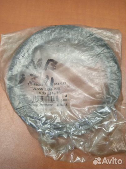 Сальник Коленвала 93 X114 X13 задний Mercedes-Benz