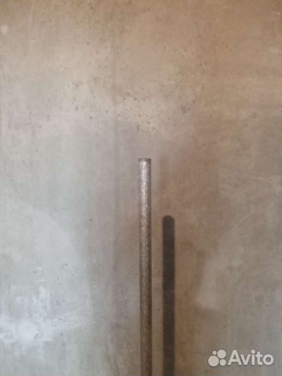 Вешалка для одежды винтажная