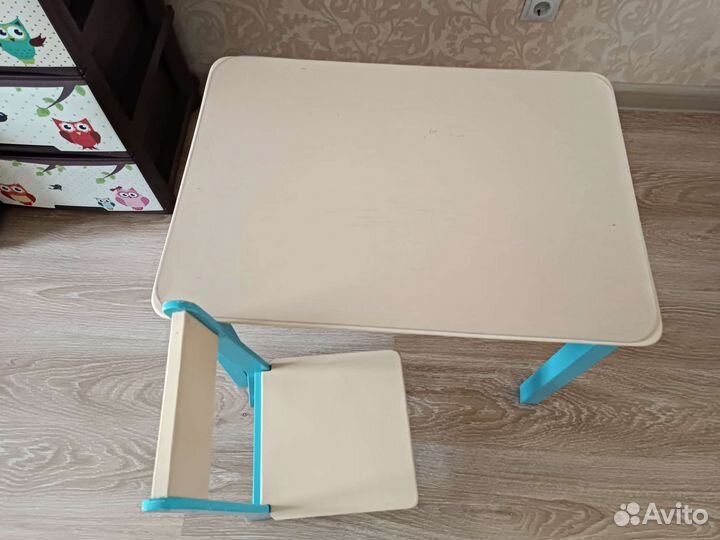 Детский стол и стул