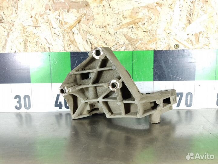 Кронштейн двигателя Vaz Granta