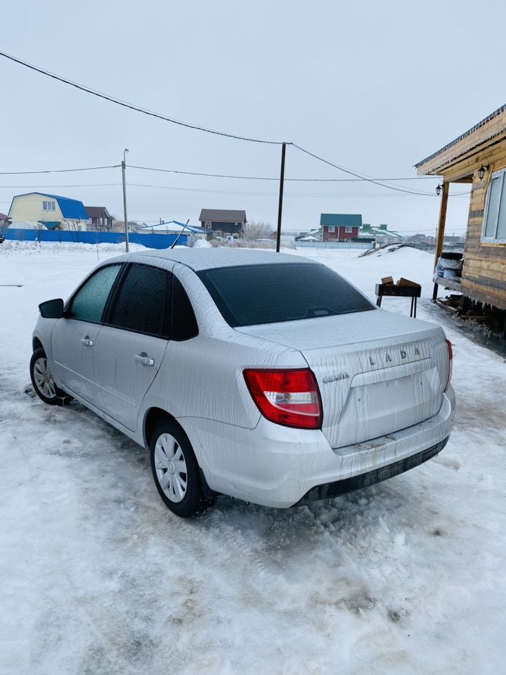 ВАЗ (LADA) Granta: фото владельца
