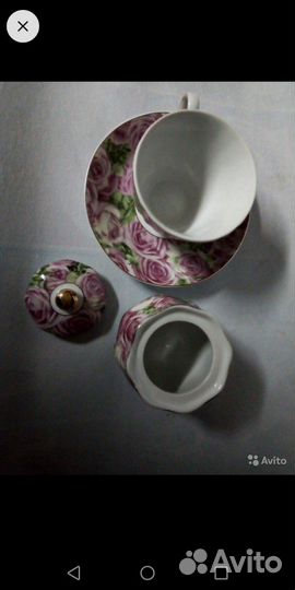 Кувшины,чашка с блюдцем,сахарница