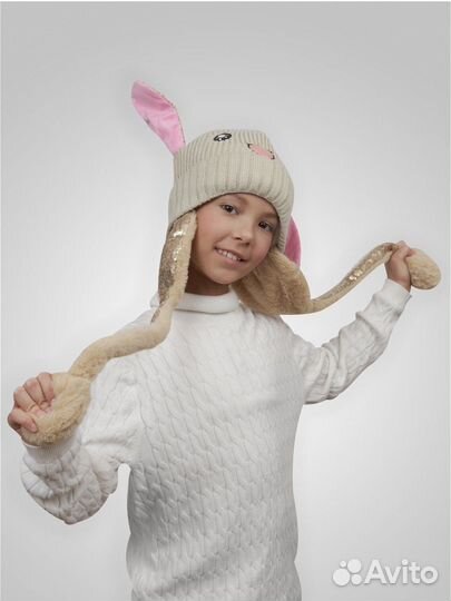 Шапочка для девочки с поднимающимися ушками