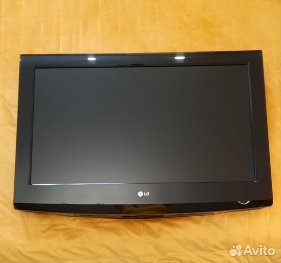 Телевизор LG 32 дюйма 3000