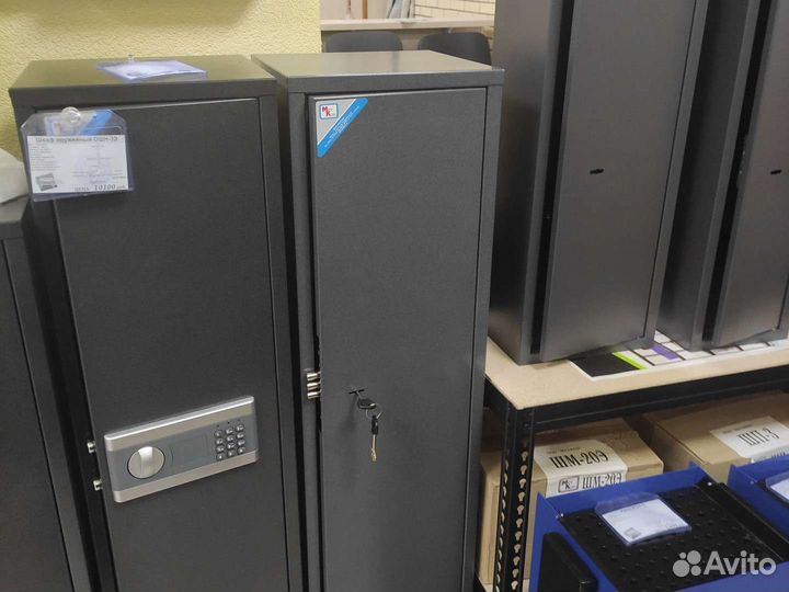 Сейф (шкаф) для охотничего оружия,оружейный шон -3