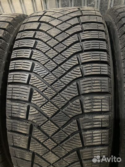 Pirelli Ice Zero FR 225/50 R17 98T