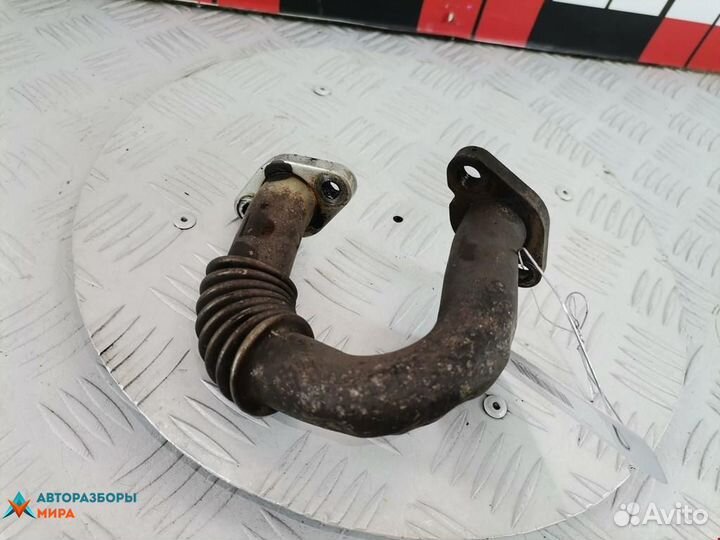 Трубка системы рециркуляции EGR Skoda Octavia