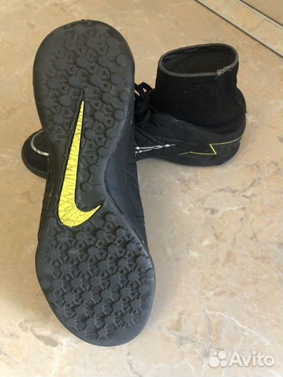 Бутсы nike hypervenom