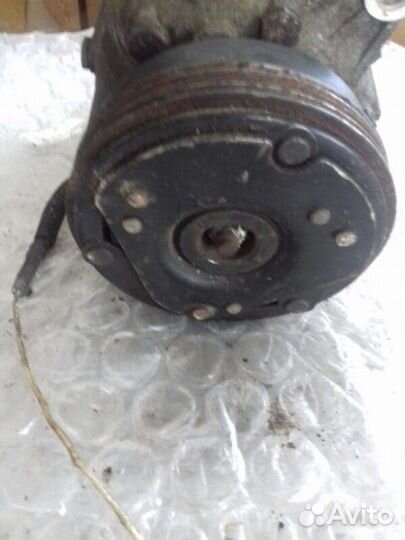 Компрессор кондиционера Renault Megane