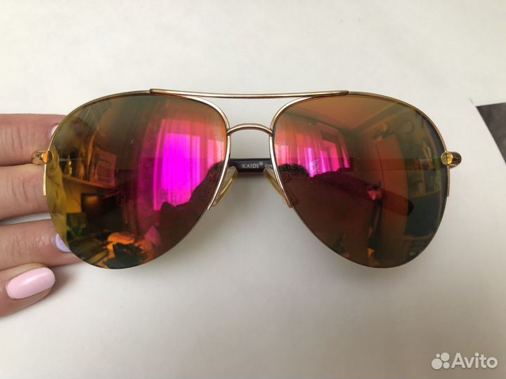 Солнечные очки женские