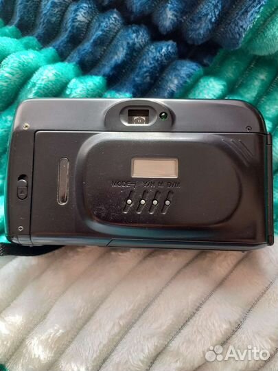 Плёночный фотоаппарат konika