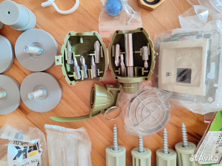 Остатки стройматериалов деталей от ремонта