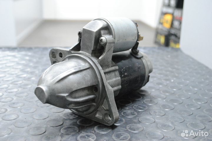 Стартер Subaru Forester 2.0 (A/T), Tribeca 3.0 б/у